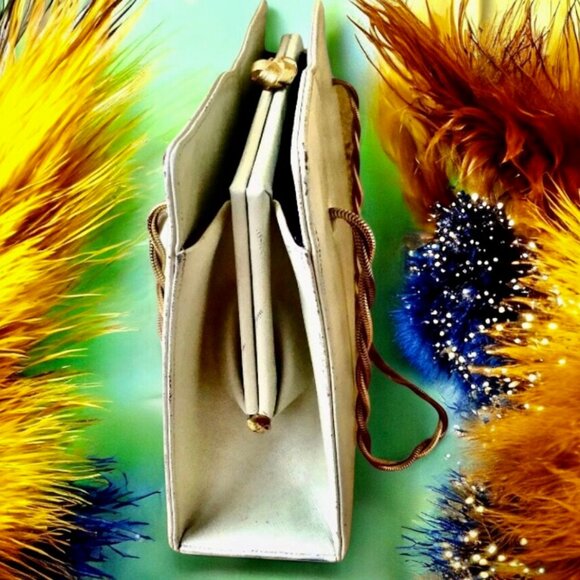 BAG BY DORIAN Vintage 80's Leather Handbag Gold Chain Hand Carry Structured - Picture 5 of 12